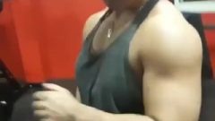 Asian FBB Pressuring Her Triceps