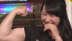 Japanese Armwrestler Show Some Biceps