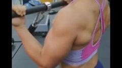 Thai Cougar Fbb Pumping Her Biceps